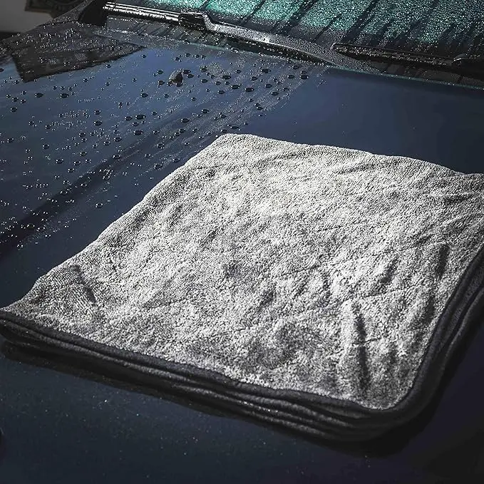 Jumbo Plush Drying Towel 8.webp